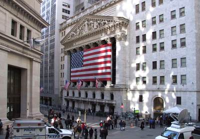 NY stock exchange in Wall St.