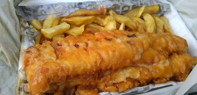 Traditional fish 'n' chips